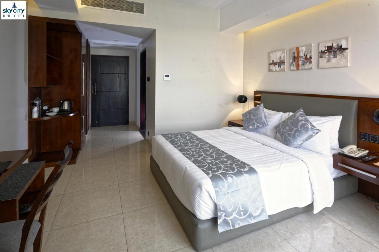 Sky City Hotel Dhaka Zewnętrze zdjęcie