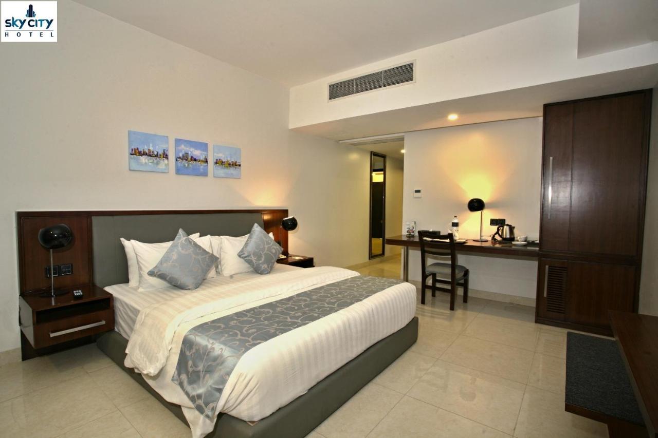 Sky City Hotel Dhaka Zewnętrze zdjęcie