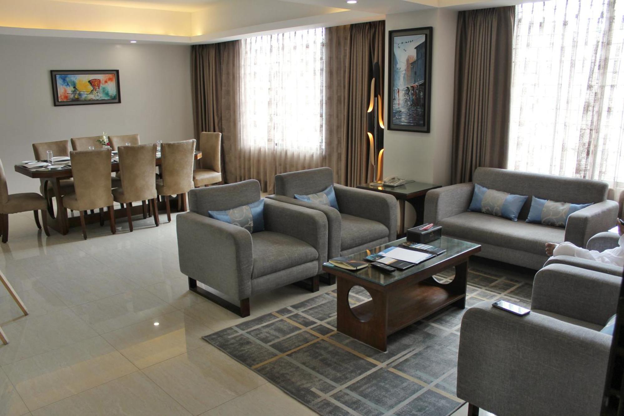 Sky City Hotel Dhaka Zewnętrze zdjęcie