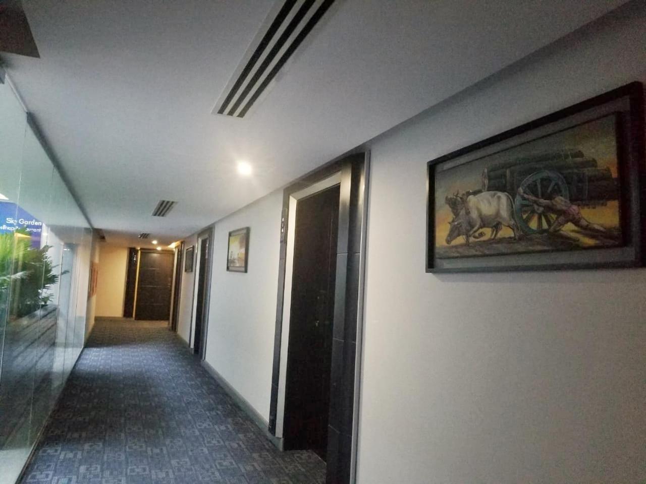 Sky City Hotel Dhaka Zewnętrze zdjęcie