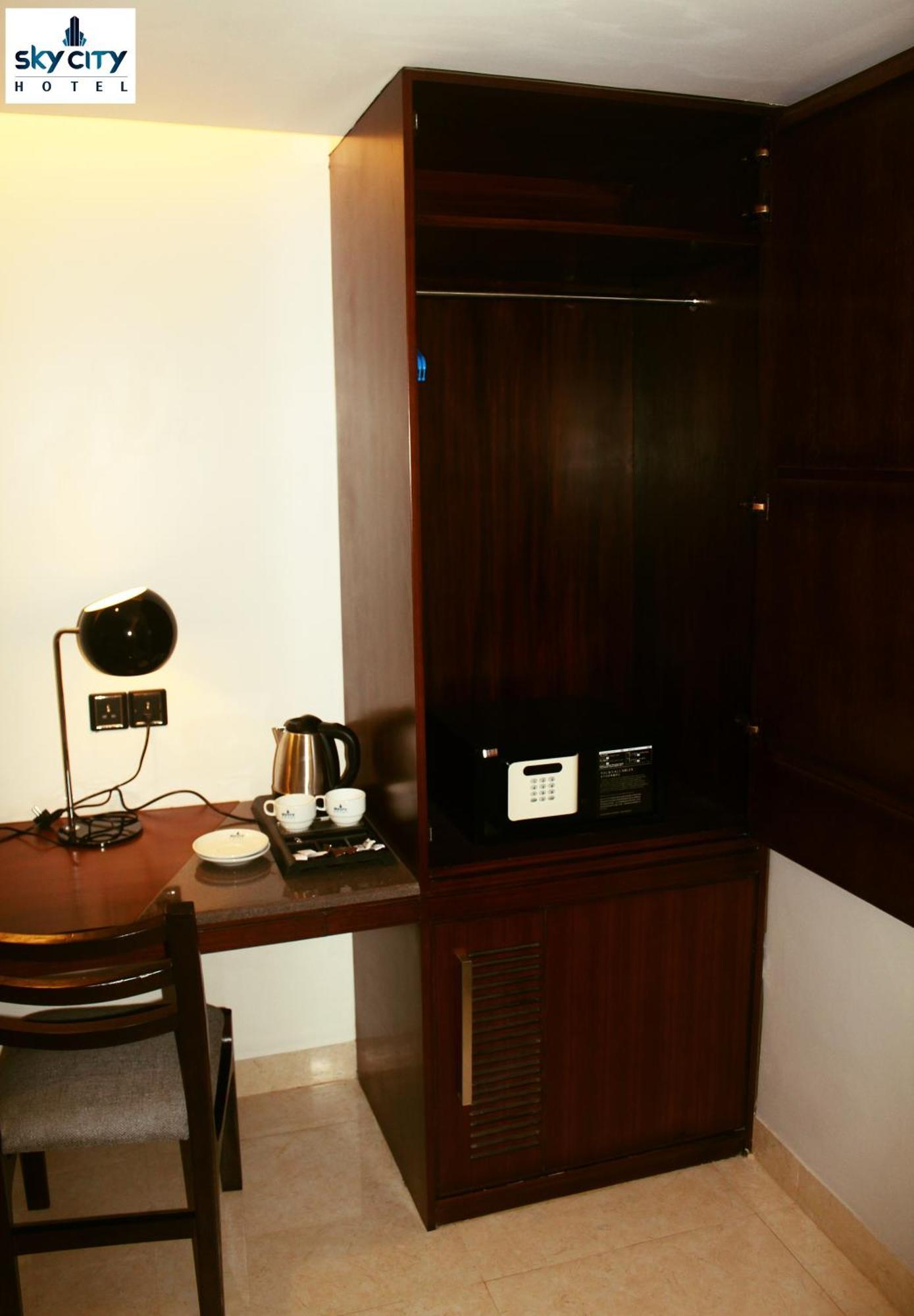 Sky City Hotel Dhaka Zewnętrze zdjęcie
