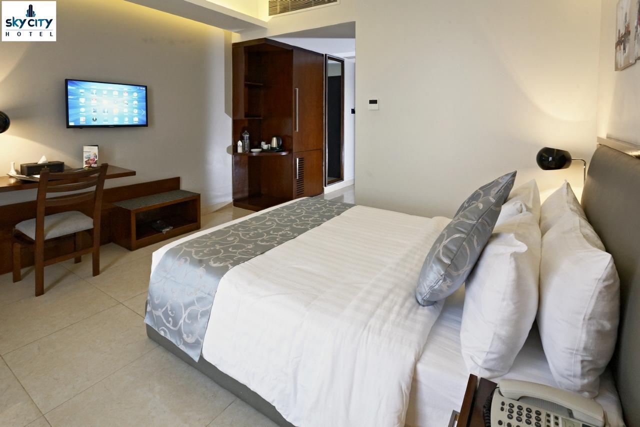 Sky City Hotel Dhaka Zewnętrze zdjęcie